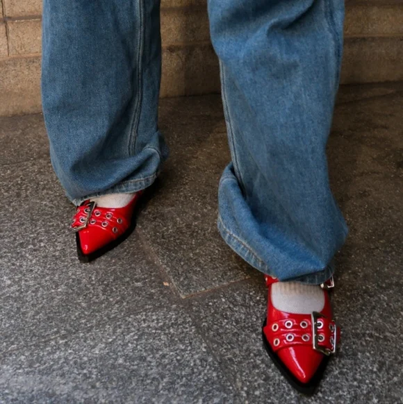 Ganni Chunky Buckle Ballerina Racing Red Slingback Flats / Sandals - Picture 4 of 13